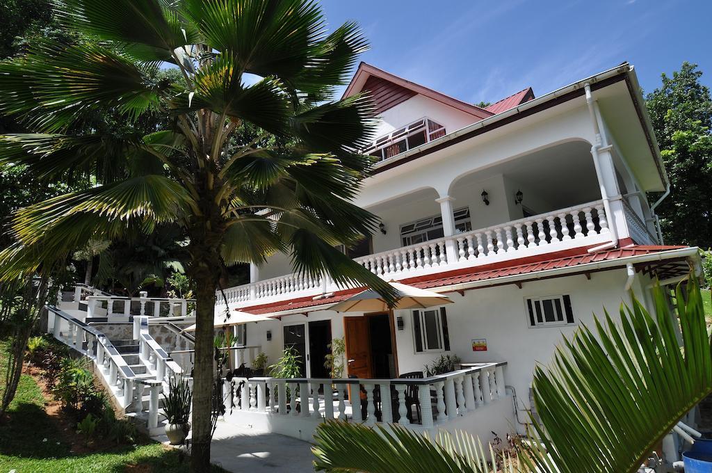 Chrisent Residence Port Glaud Exterior photo
