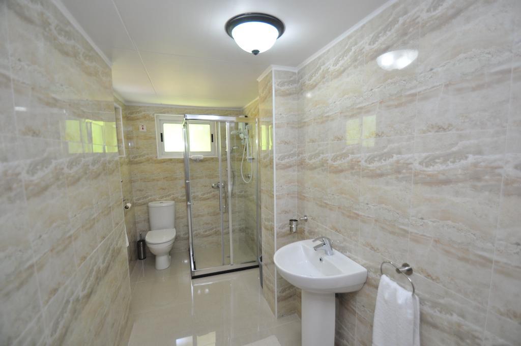 Chrisent Residence Port Glaud Room photo